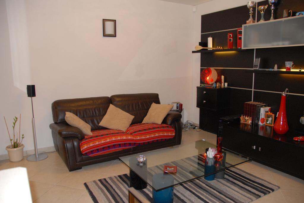 Apartamento Fleur De Mai Rocabruna Exterior foto
